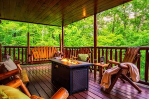 Deck main level