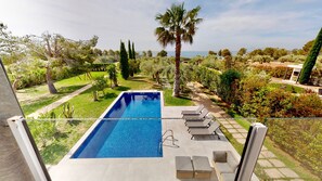 Luxury Villa Costa Dorada