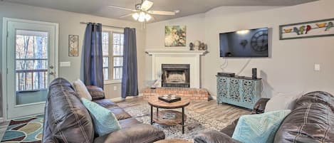 Hot Springs Village Vacation Rental | 2BR | 2BA | 1,344 Sq Ft | Stairs Required