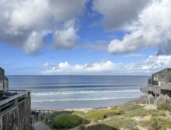 Welcome to "Sand Castle" - Stunning Oceanfront Views