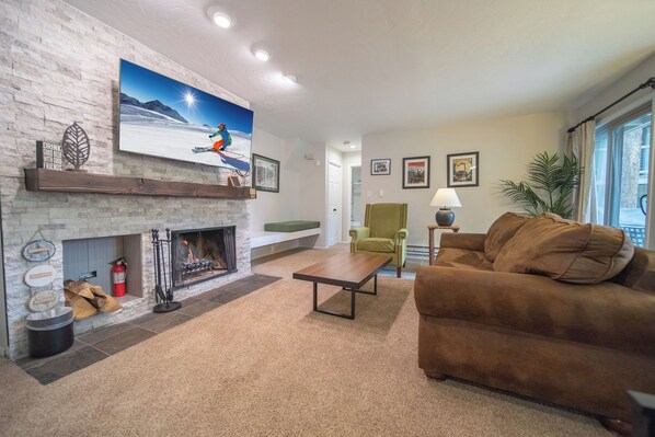 Updated vacation condo at Flying Dutchman