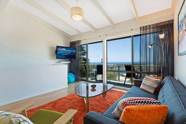 Lounge View