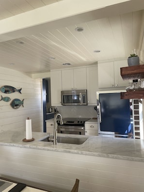 Kitchen with new quartz countertops