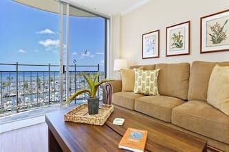 Dlx Oceanview Waikiki1Br Condo...Stunning Ocean/Marina Views!