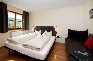 Schlafzimmer von Wohnung 4