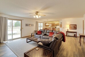 Living Room | Single-Story Home | Smart TV