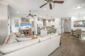 Living room; 4k television with Netflix, Prime, Disney+ and more. Private Wifi.