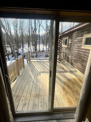 Deck off master bedroom