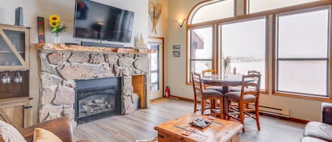Pagosa Springs Vacation Rental | 3BR | 3BA | Stairs Required | 1,795 Sq Ft