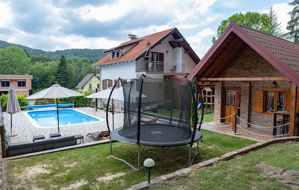 pool
