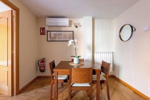Comedor / Dining area