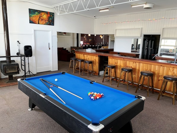 Entertainment Area with Pool Table and Music Entertainment 