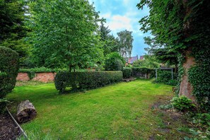 Beautiful shared garden