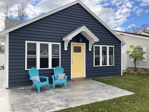 Welcome to Buttercup Cottage!