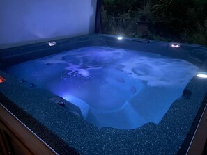 Outdoor Hot Tub