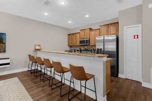 2939 Buccaneer Palm Road (6).jpg