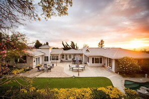 Gorgeous Backyard for Entertaining