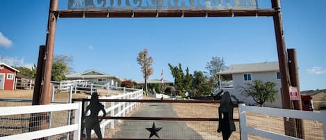 Chick-Ranch Entrance - You will receive a personal code, valid during your stay