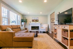 Comfortable Living Room with 42" Smart TV.