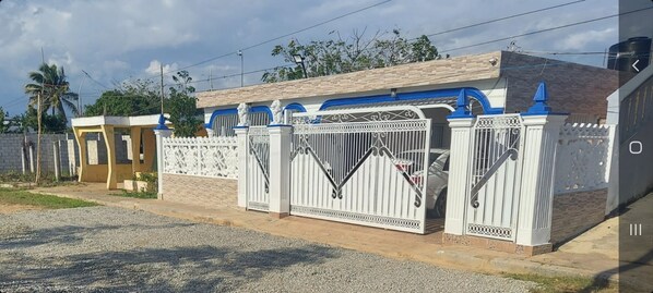 施設の敷地