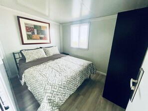 Queen Bedroom