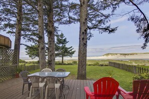 Back Deck at Ecola Haven