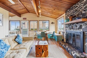 Living  room at Little Caper
