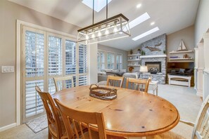 Dining Area at Nantucket West