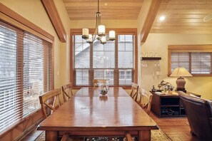 Dining Room at The Lodges B1