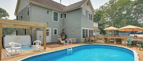 Cape May Vacation Rental | 5BR | 3BA | 2,900 Sq Ft | Steps Required to Access