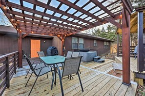 Deck | Private Hot Tub | Gas Grill