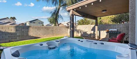 Backyard - Hot Tub & String Lights