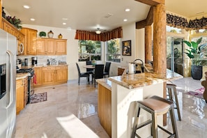 Stunning Chef`s Kitchen