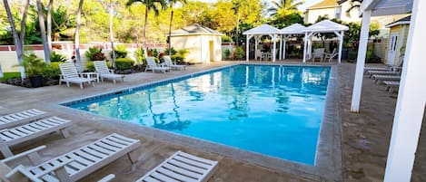 Community pool
