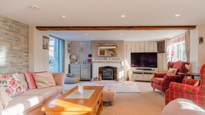 Living Room, The Thatch House, Bolthole Retreats