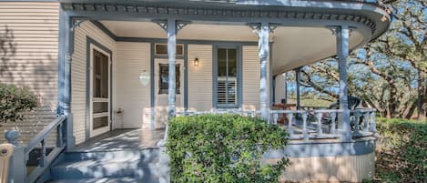 Beautiful Porch!