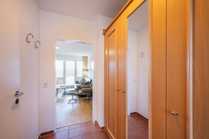 Flur mit Garderobe
