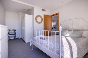 Apartment 101 bedroom