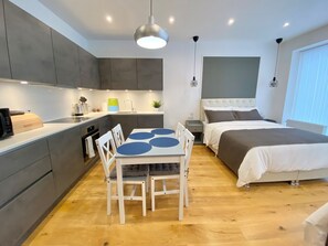 Essbereich im Zimmer