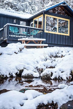 Streamside Cabin