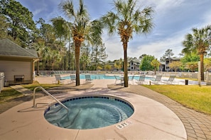 True Blue Resort | Community Pool & Hot Tub