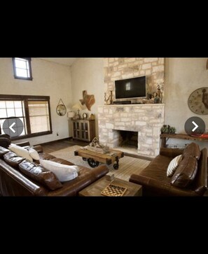 Cabin living room 