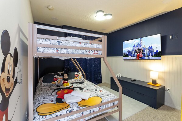 2nd Floor Mickey Room (Bunk Bed)