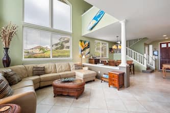Alii Cove I-4 in Historic Kailua Village