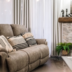 Reclining Sofa