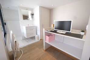 Vacation rental SAINT-RÉMY-DE-PROVENCE apartment for rent 1 bathroom