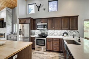 Fully Stocked Kitchen even a chef would admire