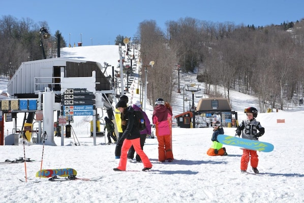 Snow and ski sports