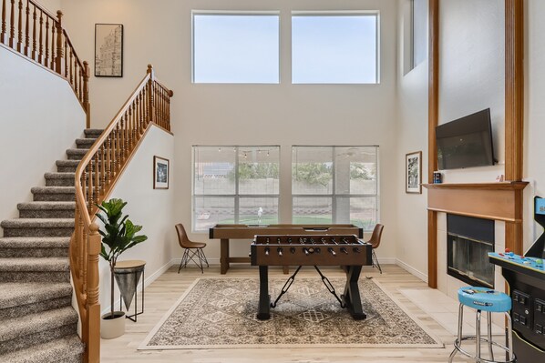 Game room 