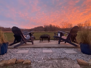 Backyard firepit- shared with guests in the main house.